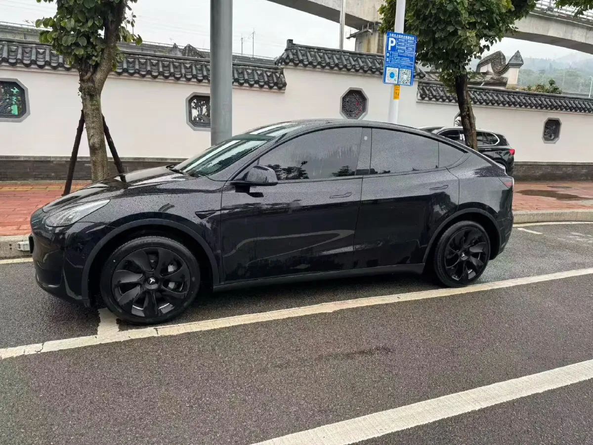 2022 Tesla Model Y BEV 60KWH,autocango,china used car exporter,china ev exporter,chinese used car exporter,chinese used ev exporter