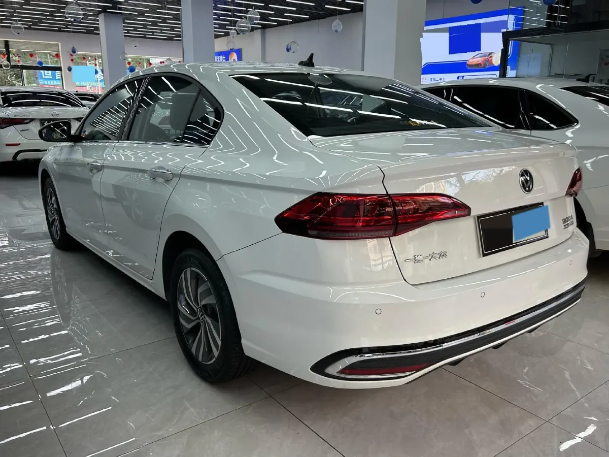 2024 Volkswagen Bora 1.2T 116HP L4 7DCT,autocango,china used car exporter,china ev exporter,chinese used car exporter,chinese used ev exporter