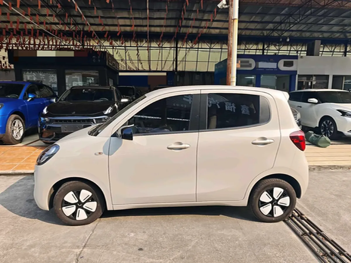 2025 WuLing HongGuang MINI EV BEV 16.2KWH,autocango,china used car exporter,china ev exporter,chinese used car exporter,chinese used ev exporter