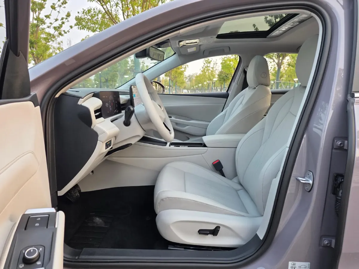 2026 Volkswagen Lavida 1.5T 160HP L4 7DCT,autocango,china used car exporter,china ev exporter,chinese used car exporter,chinese used ev exporter