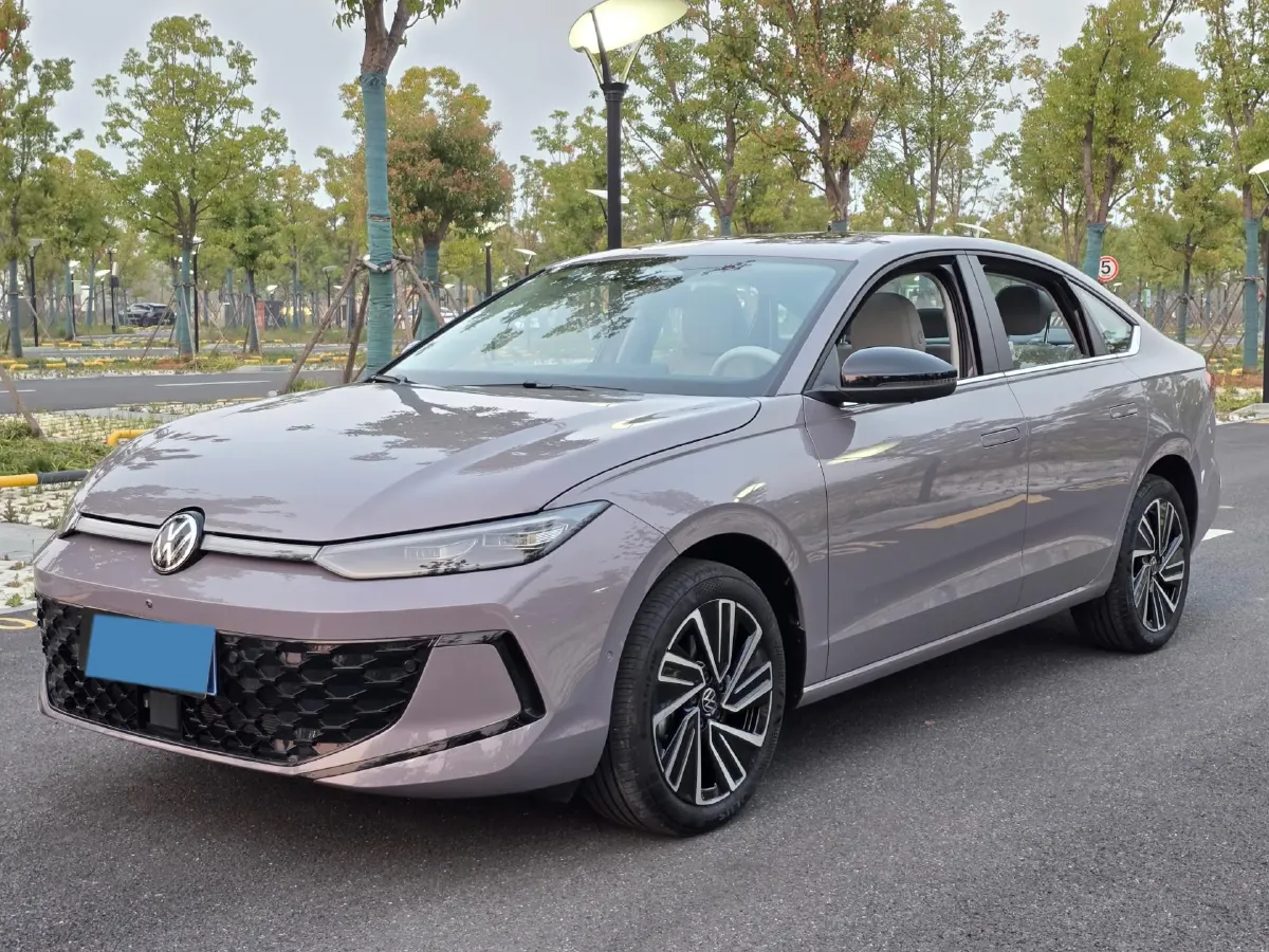 2026 Volkswagen Lavida 1.5T 160HP L4 7DCT,autocango,china used car exporter,china ev exporter,chinese used car exporter,chinese used ev exporter