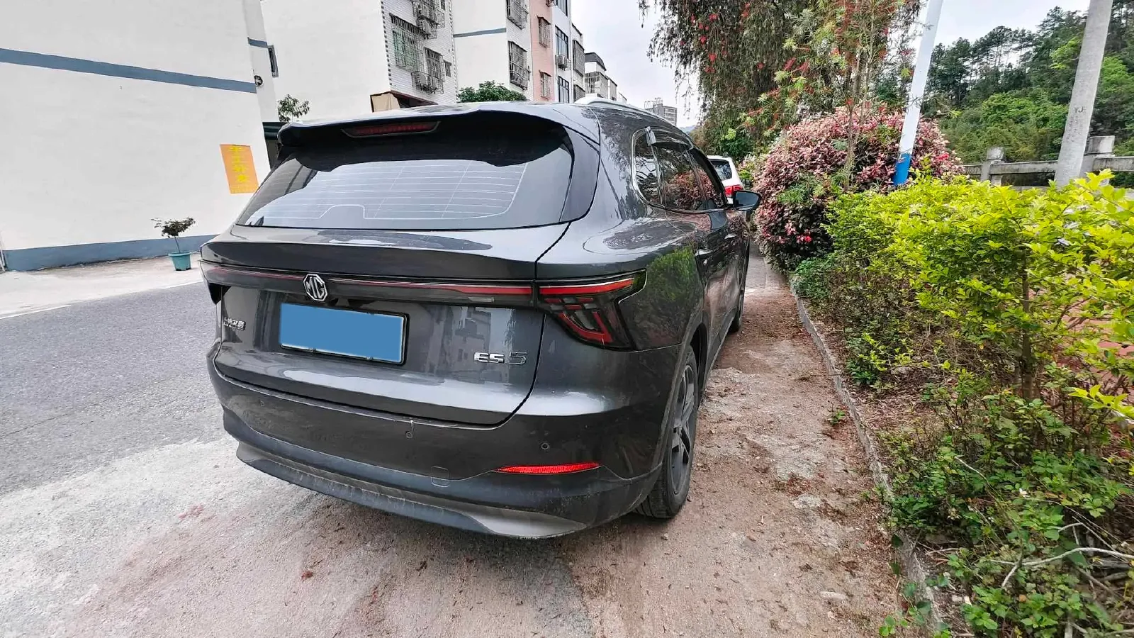 2025 MG MG ES5 BEV 62.2KWH,autocango,china used car exporter,china ev exporter,chinese used car exporter,chinese used ev exporter