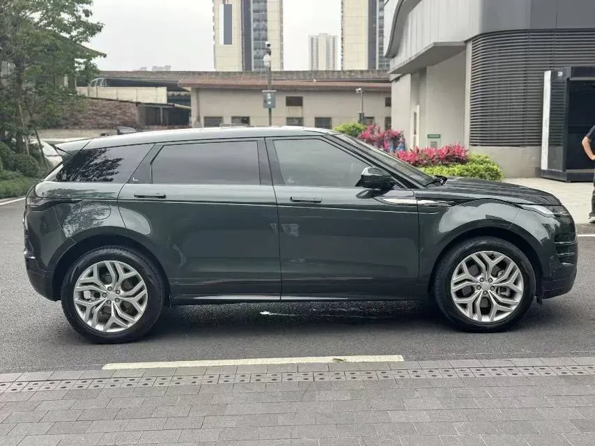 2023 Land Rover Range Rover Evoque 2.0T 200HP L4 9AT,autocango,china used car exporter,china ev exporter,chinese used car exporter,chinese used ev exporter