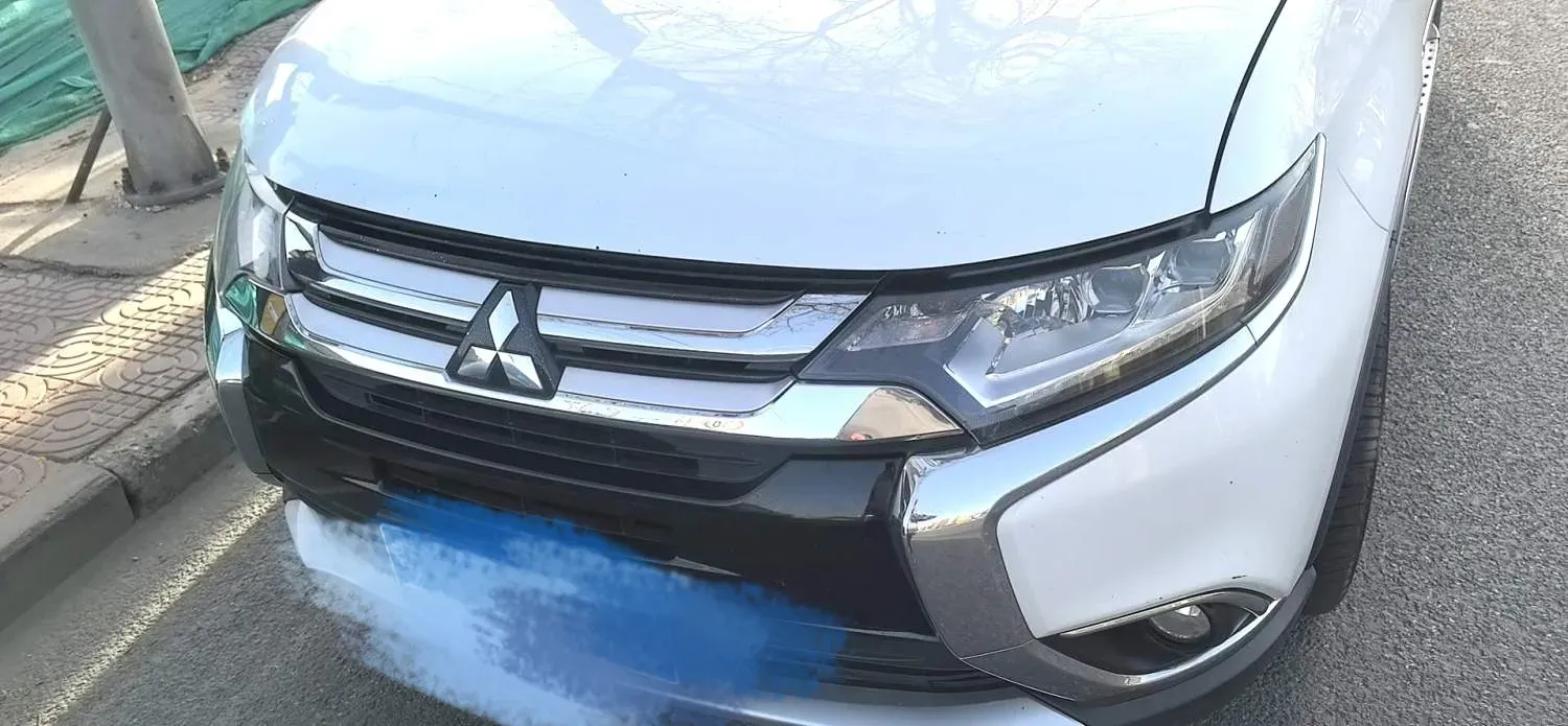 2016 Mitsubishi Outlander 2.4L 192HP L4 CVT,autocango,china used car exporter,china ev exporter,chinese used car exporter,chinese used ev exporter