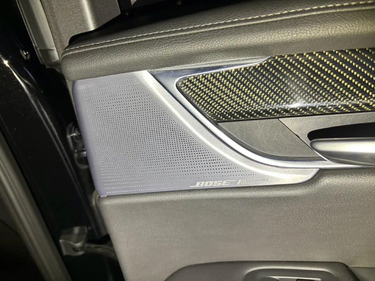 2022 Cadillac XT6 2.0T 237HP L4 9AT,autocango,china used car exporter,china ev exporter,chinese used car exporter,chinese used ev exporter