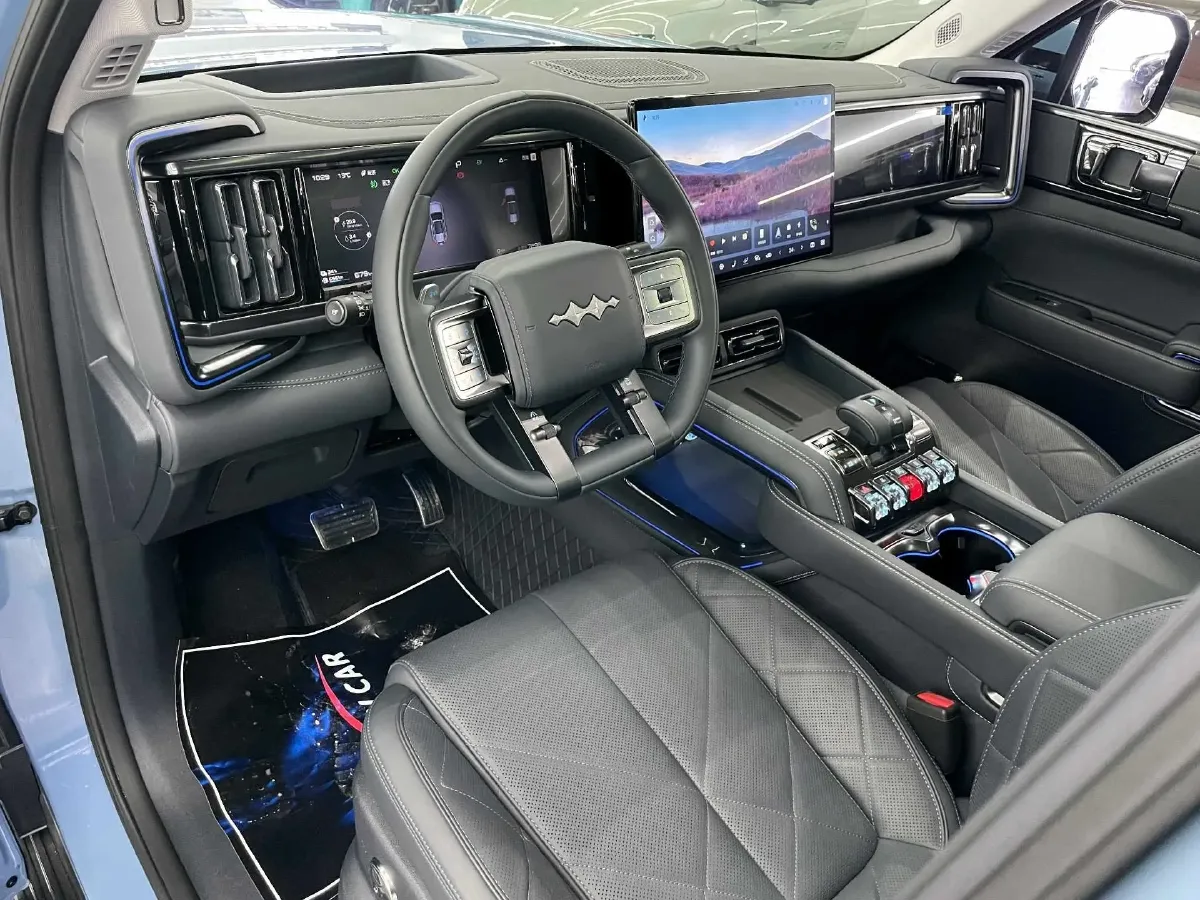 2025 FangChengBao Bao 5 1.5T 194HP L4 E-CVT PHEV 31.8KWH,autocango,china used car exporter,china ev exporter,chinese used car exporter,chinese used ev exporter