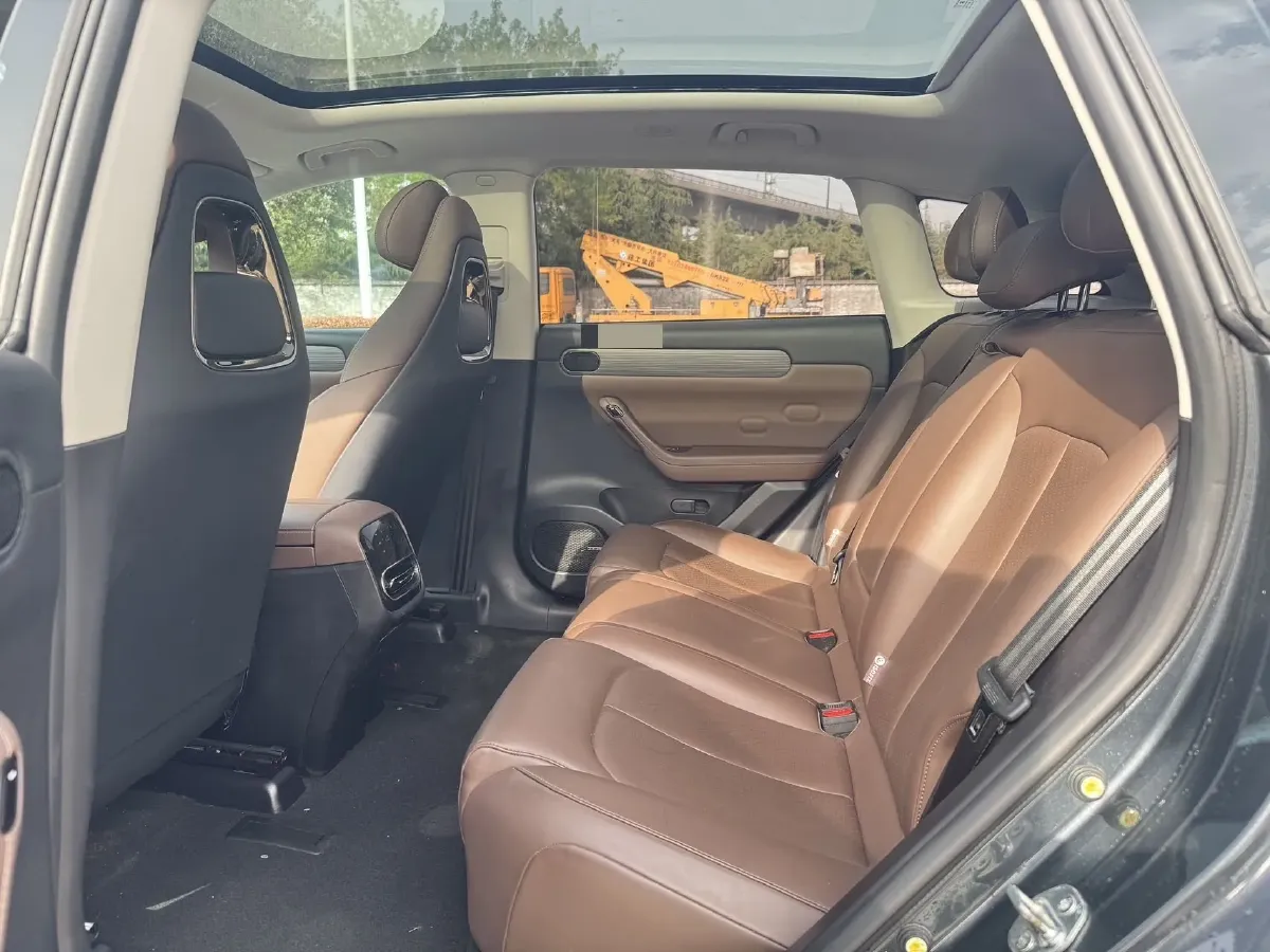 2023 Leapmotor C11 BEV 69.2KWH,autocango,china used car exporter,china ev exporter,chinese used car exporter,chinese used ev exporter