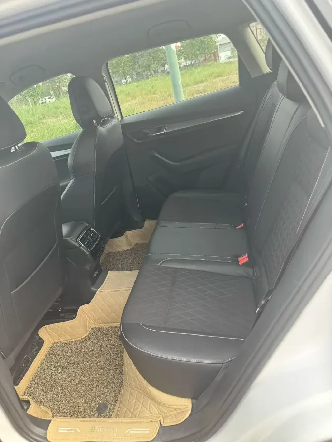 2020 Skoda Karoq 1.4T 150HP L4 7DCT,autocango,china used car exporter,china ev exporter,chinese used car exporter,chinese used ev exporter