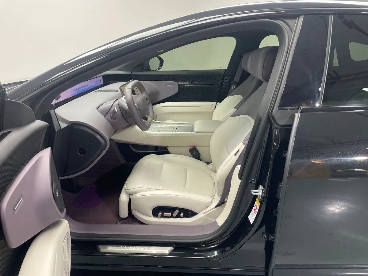 2025 Avatr 12 1.5T 156HP L4 REEV 39.05KWH,autocango,china used car exporter,china ev exporter,chinese used car exporter,chinese used ev exporter