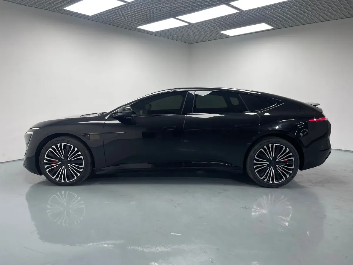 2025 Avatr 12 1.5T 156HP L4 REEV 39.05KWH,autocango,china used car exporter,china ev exporter,chinese used car exporter,chinese used ev exporter