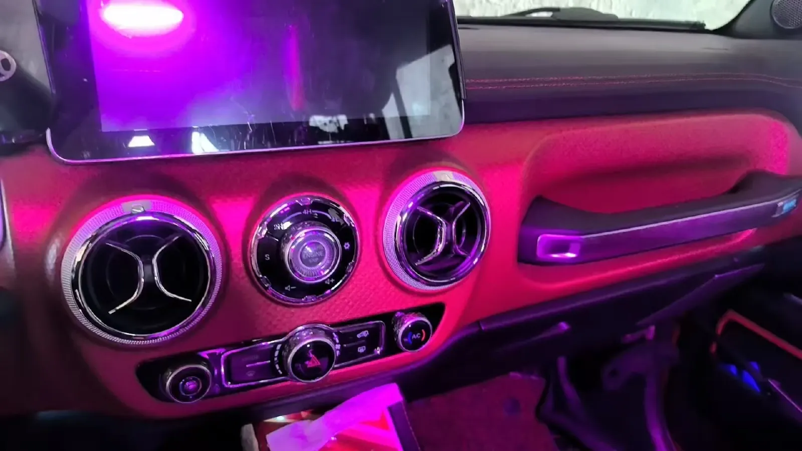 2018 Beijing BJ40 2.3T 250HP L4 6AT,autocango,china used car exporter,china ev exporter,chinese used car exporter,chinese used ev exporter