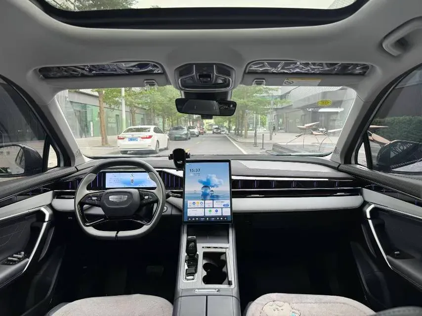 2023 Geely StarRay 1.5T 181HP L4 7DCT,autocango,china used car exporter,china ev exporter,chinese used car exporter,chinese used ev exporter