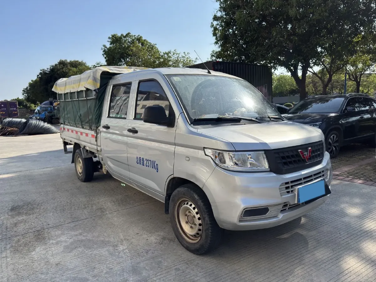 2019 WuLing RongGuang New Truck 1.8L 133HP L4 5MT,autocango,china used car exporter,china ev exporter,chinese used car exporter,chinese used ev exporter