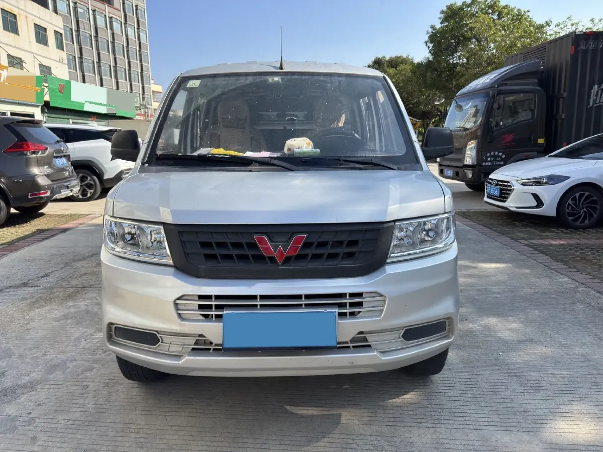2019 WuLing RongGuang New Truck 1.8L 133HP L4 5MT,autocango,china used car exporter,china ev exporter,chinese used car exporter,chinese used ev exporter
