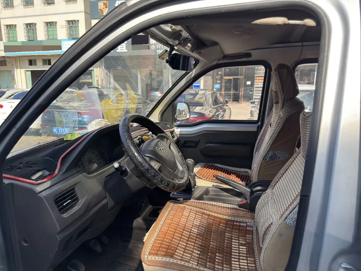 2019 WuLing RongGuang New Truck 1.8L 133HP L4 5MT,autocango,china used car exporter,china ev exporter,chinese used car exporter,chinese used ev exporter