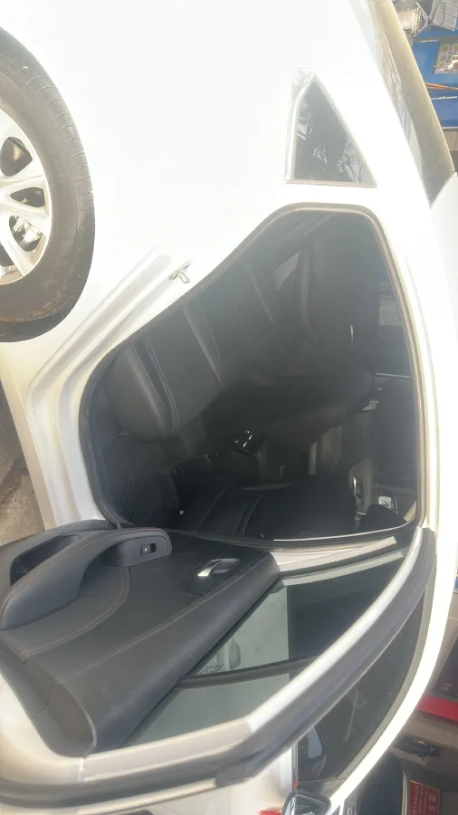 2023 Roewe i5 1.5L 129HP L4 CVT,autocango,china used car exporter,china ev exporter,chinese used car exporter,chinese used ev exporter