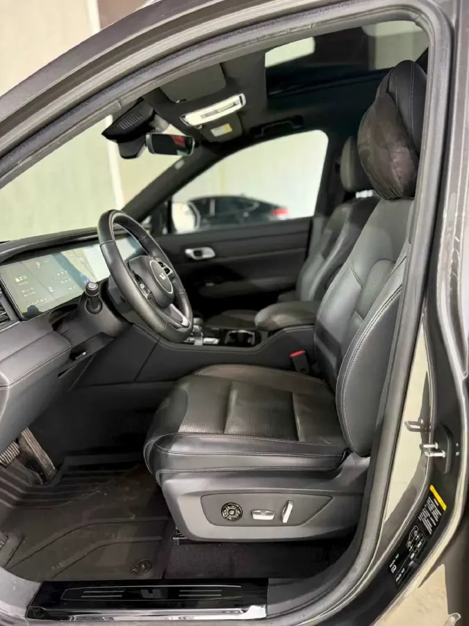 2021 Li ONE Range Extended 131HP REEV 40.5KWH,autocango,china used car exporter,china ev exporter,chinese used car exporter,chinese used ev exporter