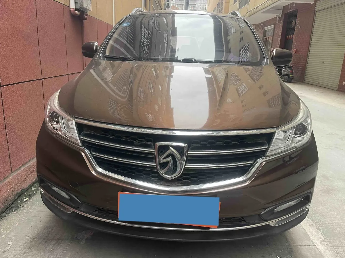 2017 BaoJun 730 1.5T 150HP L4 6MT,autocango,china used car exporter,china ev exporter,chinese used car exporter,chinese used ev exporter
