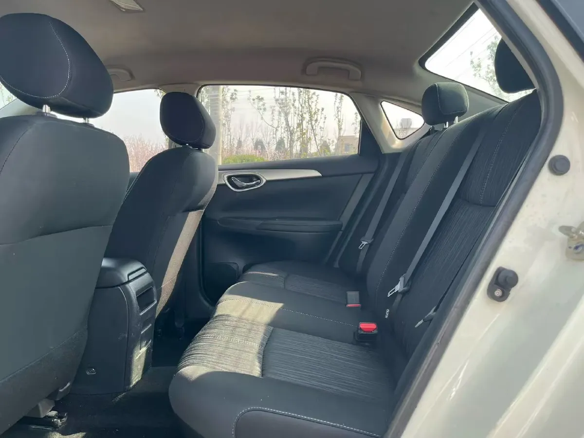 2019 Nissan Sylphy 1.6L 126HP L4 5MT,autocango,china used car exporter,china ev exporter,chinese used car exporter,chinese used ev exporter