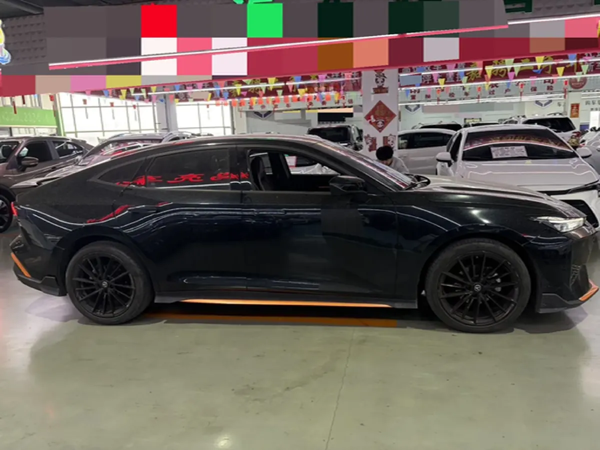 2024 ChangAn UNI-V 1.5T 188HP L4 7DCT,autocango,china used car exporter,china ev exporter,chinese used car exporter,chinese used ev exporter