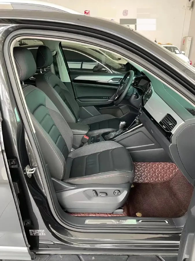 2020 Volkswagen Tayron 2.0T 186HP L4 7DCT,autocango,china used car exporter,china ev exporter,chinese used car exporter,chinese used ev exporter