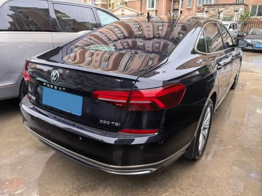 2021 Volkswagen Passat 2.0T 186HP L4 7DCT,autocango,china used car exporter,china ev exporter,chinese used car exporter,chinese used ev exporter
