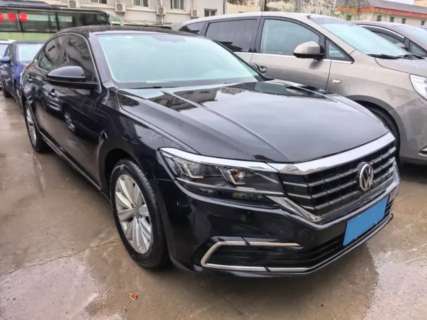 2021 Volkswagen Passat 2.0T 186HP L4 7DCT,autocango,china used car exporter,china ev exporter,chinese used car exporter,chinese used ev exporter