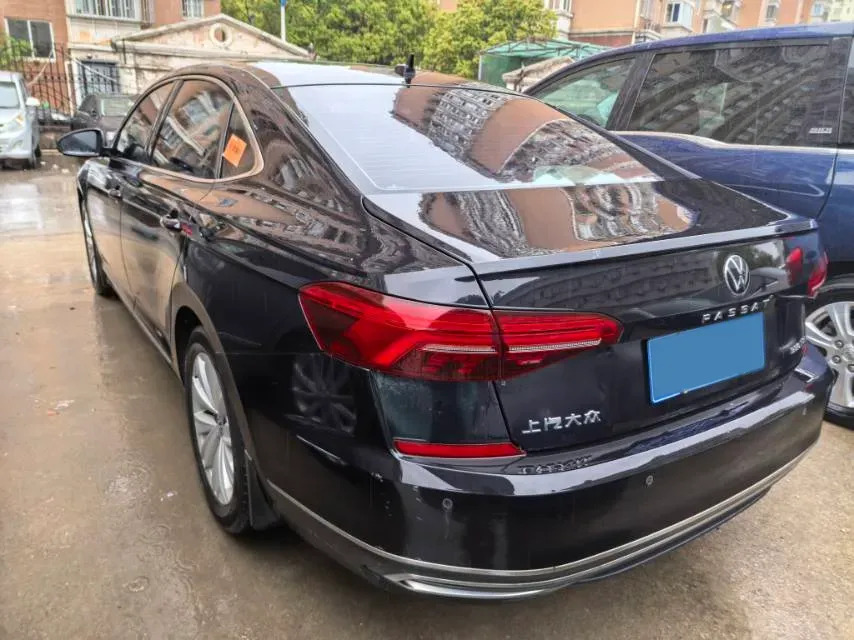 2021 Volkswagen Passat 2.0T 186HP L4 7DCT,autocango,china used car exporter,china ev exporter,chinese used car exporter,chinese used ev exporter