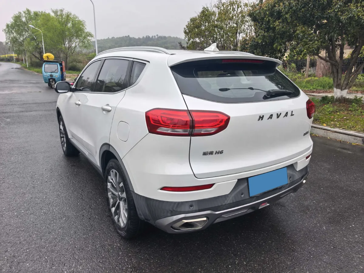 2020 Haval H6 1.5T 169HP L4 7DCT,autocango,china used car exporter,china ev exporter,chinese used car exporter,chinese used ev exporter