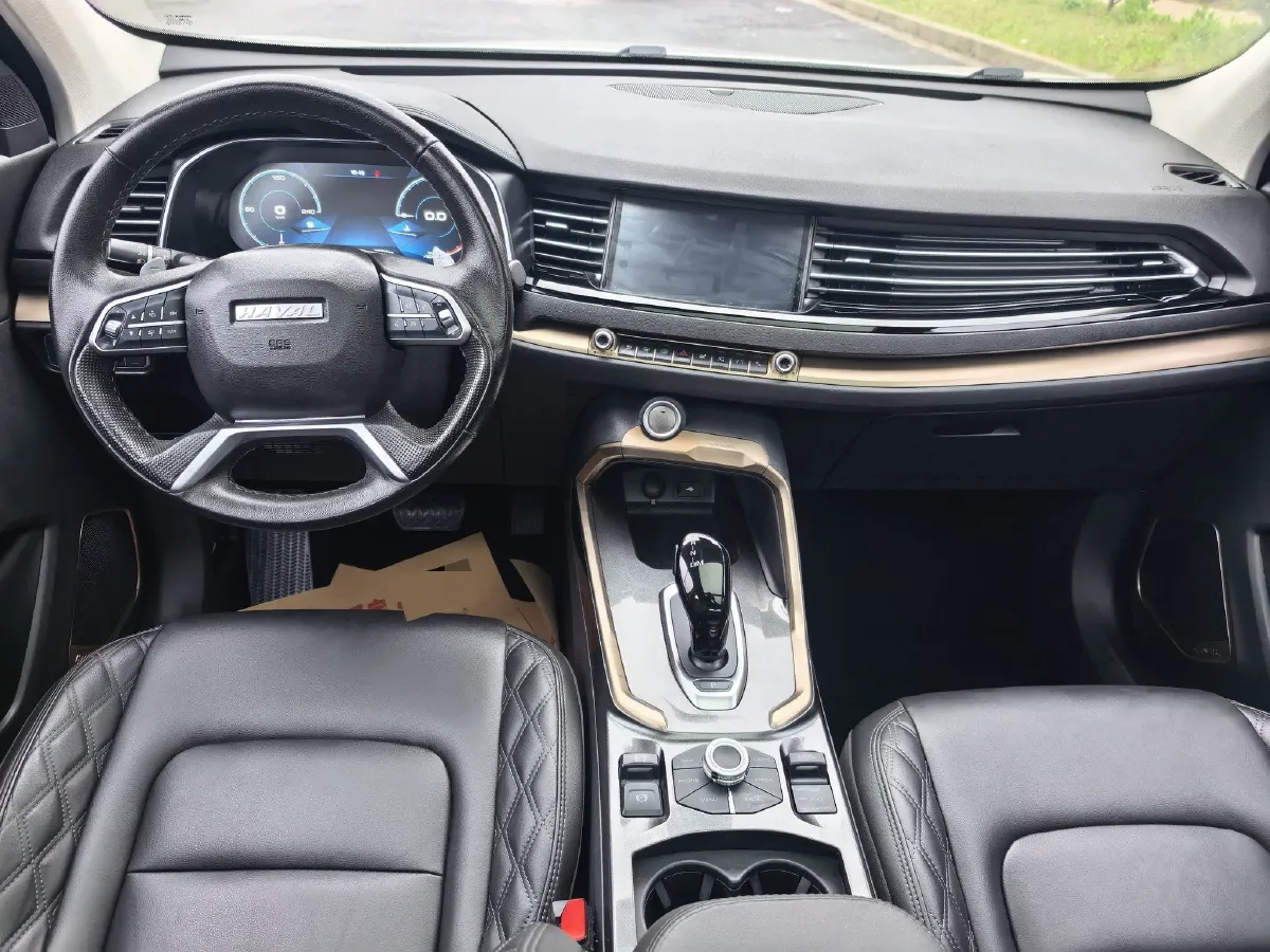 2020 Haval H6 1.5T 169HP L4 7DCT,autocango,china used car exporter,china ev exporter,chinese used car exporter,chinese used ev exporter