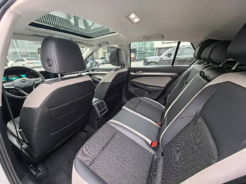 2021 Volkswagen Golf 1.4T 150HP L4 7DCT,autocango,china used car exporter,china ev exporter,chinese used car exporter,chinese used ev exporter