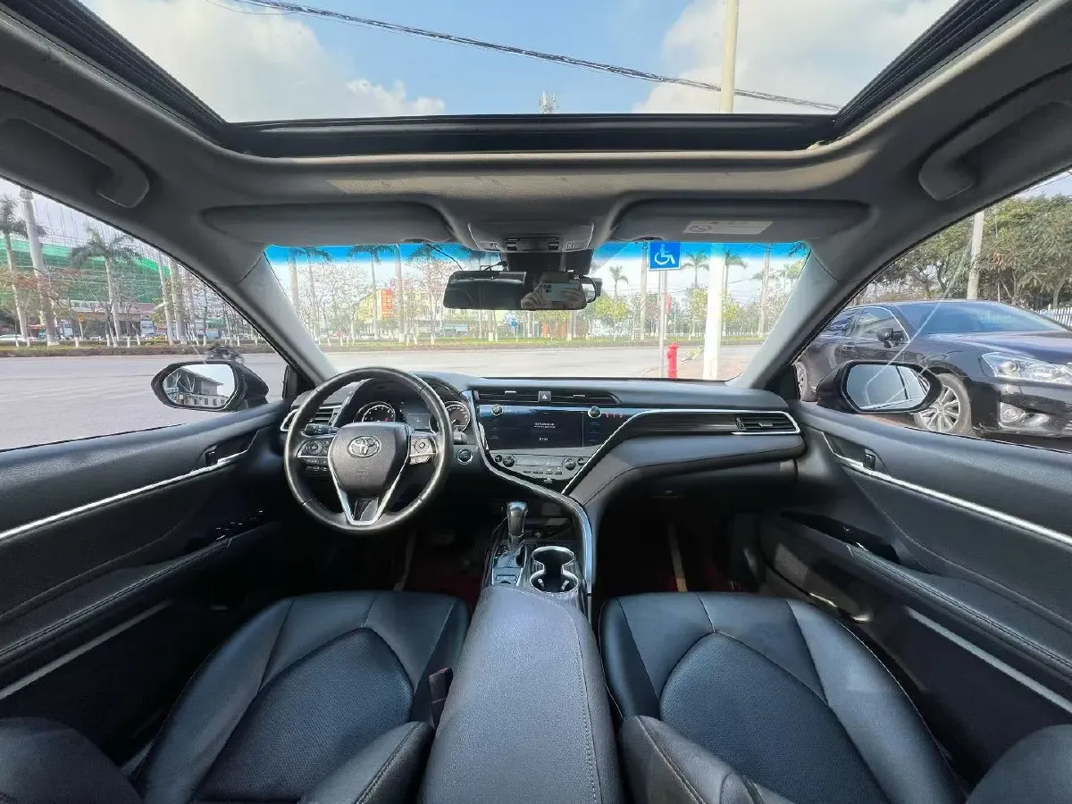 2019 Toyota Camry 2.0L 178HP L4 CVT,autocango,china used car exporter,china ev exporter,chinese used car exporter,chinese used ev exporter