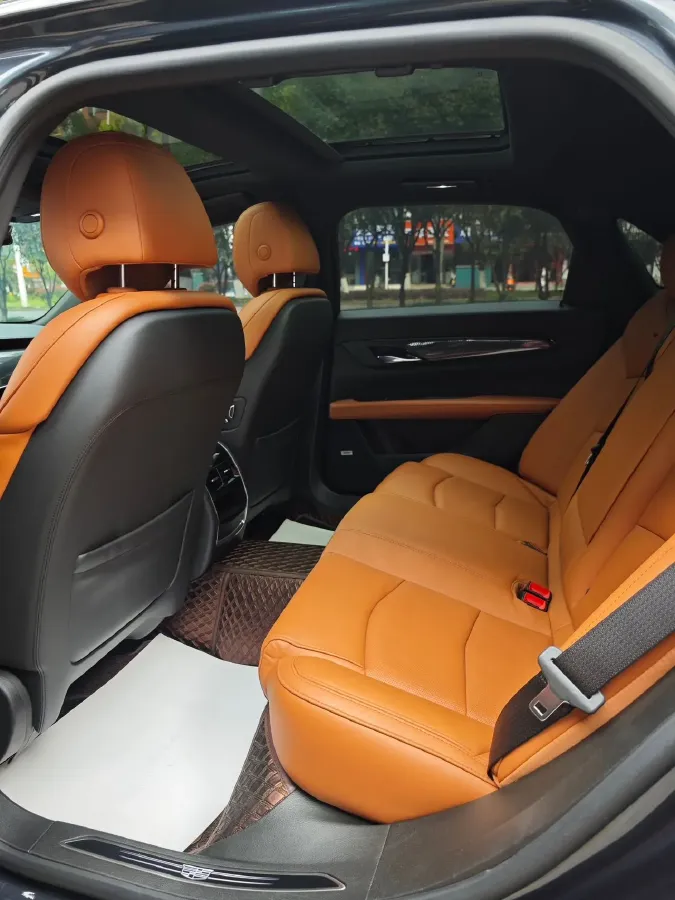 2021 Cadillac CT6 2.0T 237HP L4 10AT,autocango,china used car exporter,china ev exporter,chinese used car exporter,chinese used ev exporter