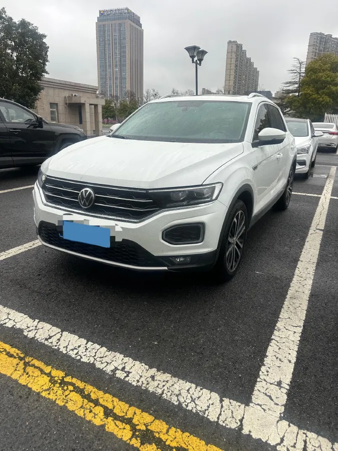 2019 Volkswagen T-Roc 1.4T 150HP L4 7DCT,autocango,china used car exporter,china ev exporter,chinese used car exporter,chinese used ev exporter