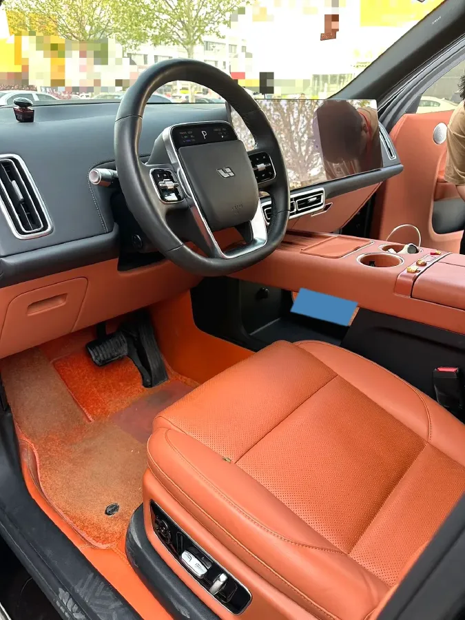 2024 Ford Bronco 2.3T 275HP L4 10AT,autocango,china used car exporter,china ev exporter,chinese used car exporter,chinese used ev exporter