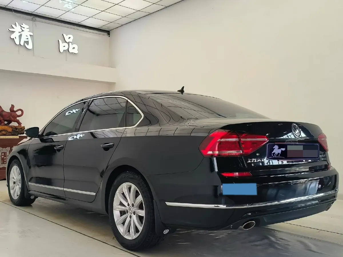 2017 Volkswagen Passat 1.8T 180HP L4 7DCT,autocango,china used car exporter,china ev exporter,chinese used car exporter,chinese used ev exporter