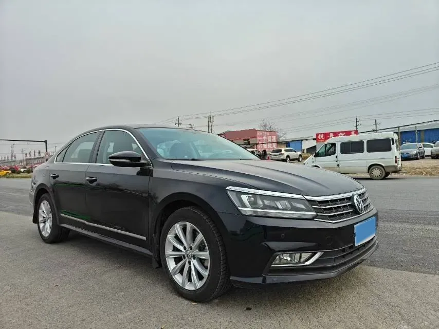 2017 Volkswagen Passat 1.8T 180HP L4 7DCT,autocango,china used car exporter,china ev exporter,chinese used car exporter,chinese used ev exporter