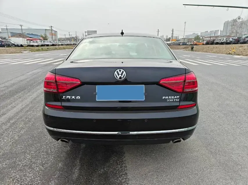 2017 Volkswagen Passat 1.8T 180HP L4 7DCT,autocango,china used car exporter,china ev exporter,chinese used car exporter,chinese used ev exporter