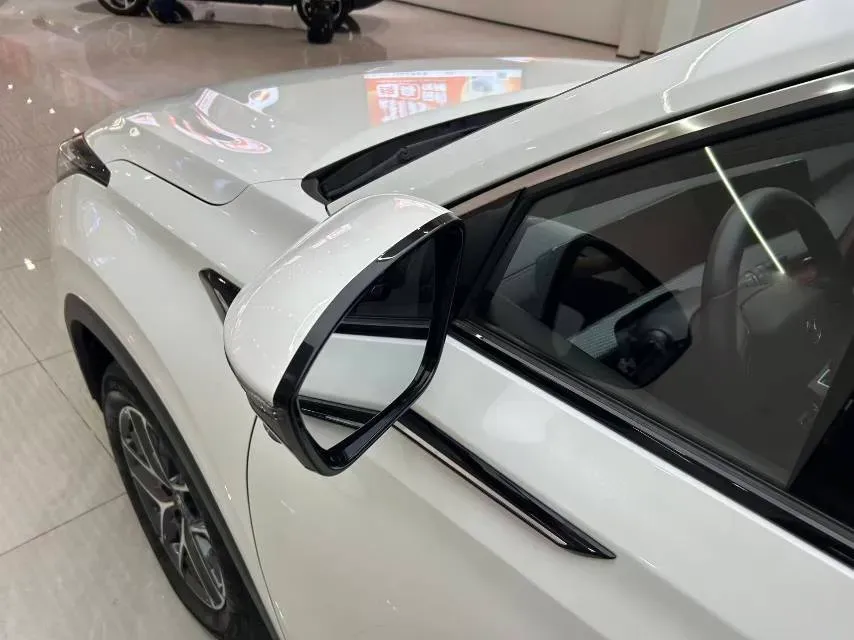 2022 ChangAn CS75 Plus 1.5T 188HP L4 8AT,autocango,china used car exporter,china ev exporter,chinese used car exporter,chinese used ev exporter