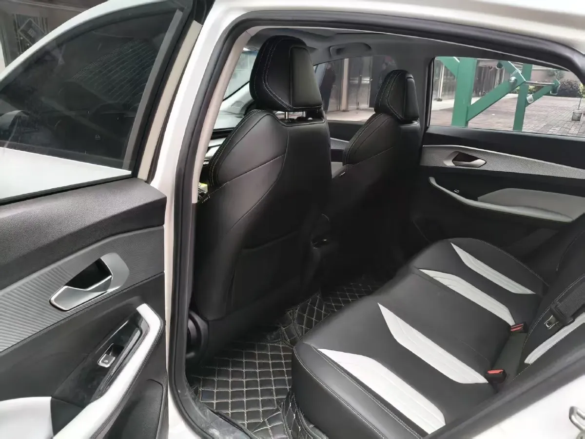 2024 Geely Binray 1.5T 181HP L4 7DCT,autocango,china used car exporter,china ev exporter,chinese used car exporter,chinese used ev exporter