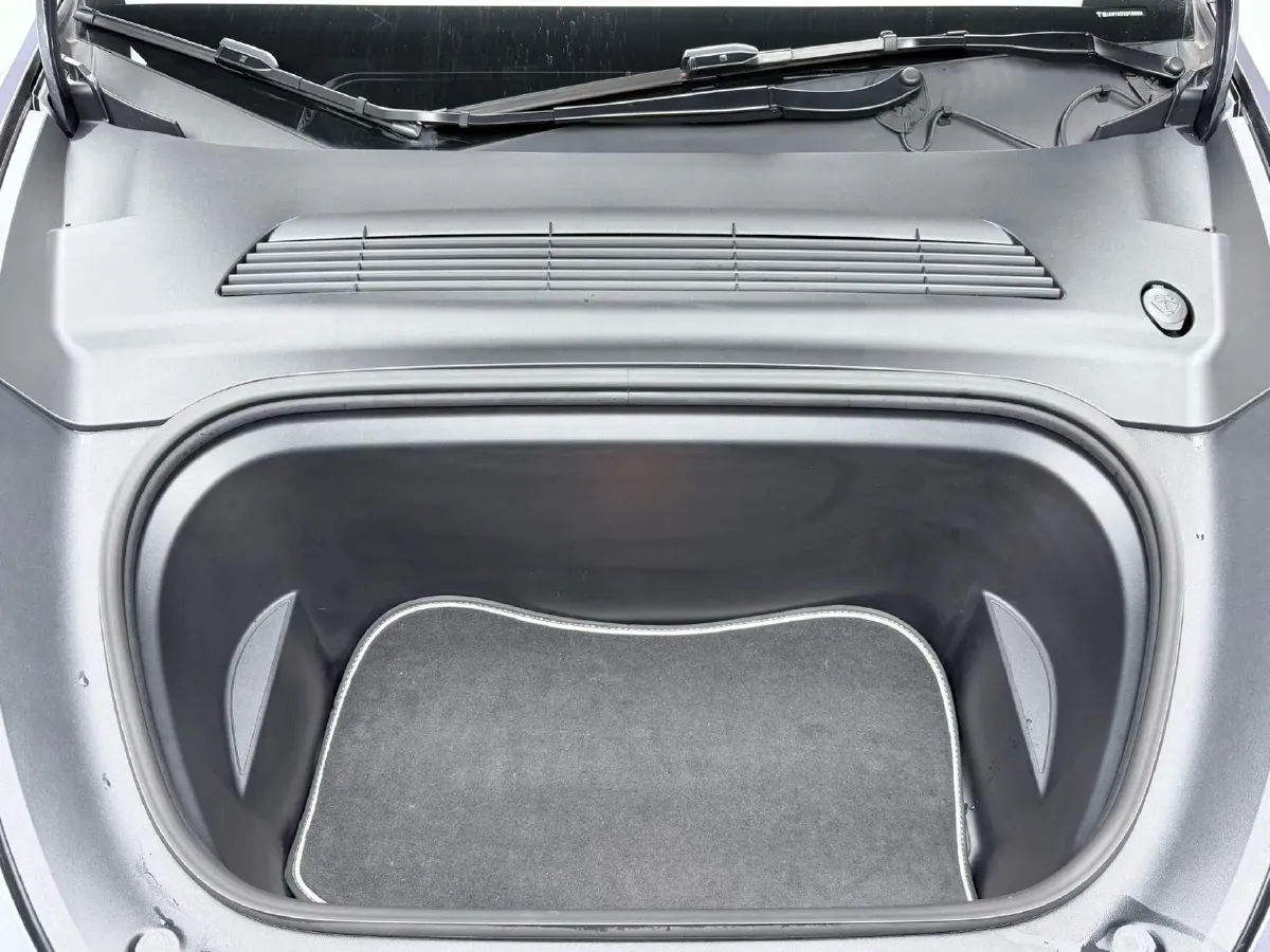 2022 Tesla Model Y BEV 60KWH,autocango,china used car exporter,china ev exporter,chinese used car exporter,chinese used ev exporter