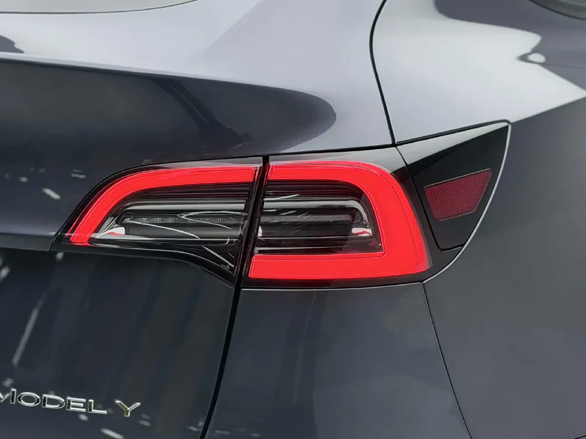 2022 Tesla Model Y BEV 60KWH,autocango,china used car exporter,china ev exporter,chinese used car exporter,chinese used ev exporter