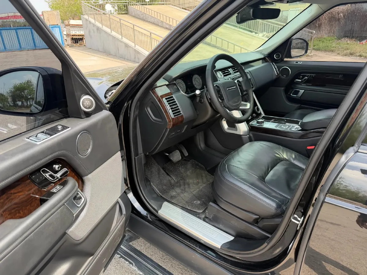 2020 Land Rover Range Rover 3.0T 360HP L6 8AT,autocango,china used car exporter,china ev exporter,chinese used car exporter,chinese used ev exporter