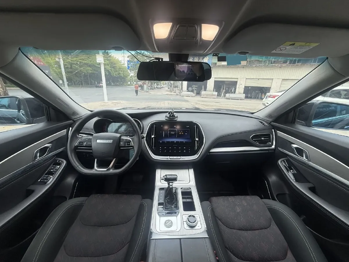 2021 Bestune T55 1.5T 169HP L4 7DCT,autocango,china used car exporter,china ev exporter,chinese used car exporter,chinese used ev exporter