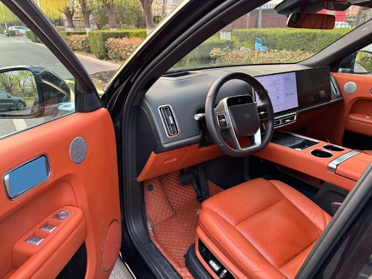 2023 Li L8 Range Extended 154HP REEV 40.9KWH,autocango,china used car exporter,china ev exporter,chinese used car exporter,chinese used ev exporter