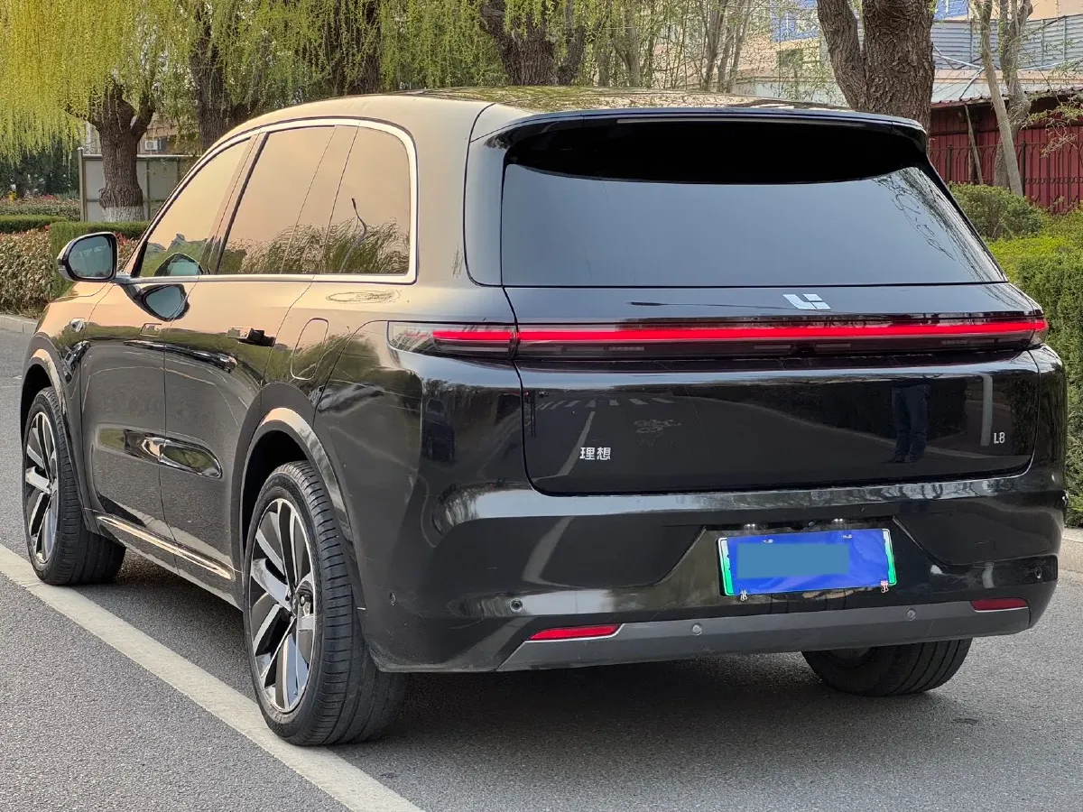 2023 Li L8 Range Extended 154HP REEV 40.9KWH,autocango,china used car exporter,china ev exporter,chinese used car exporter,chinese used ev exporter