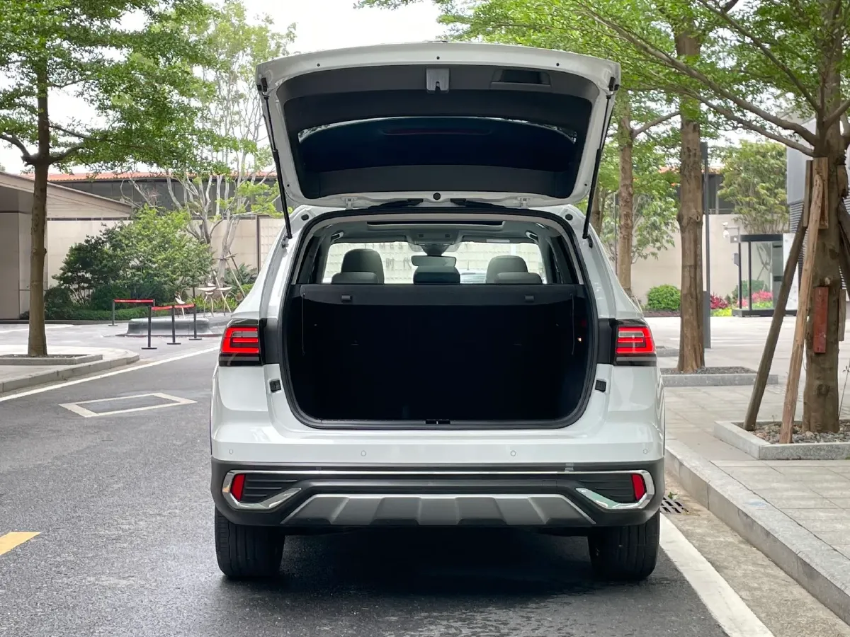 2024 Volkswagen Tharu 1.5T 160HP L4 7DCT,autocango,china used car exporter,china ev exporter,chinese used car exporter,chinese used ev exporter