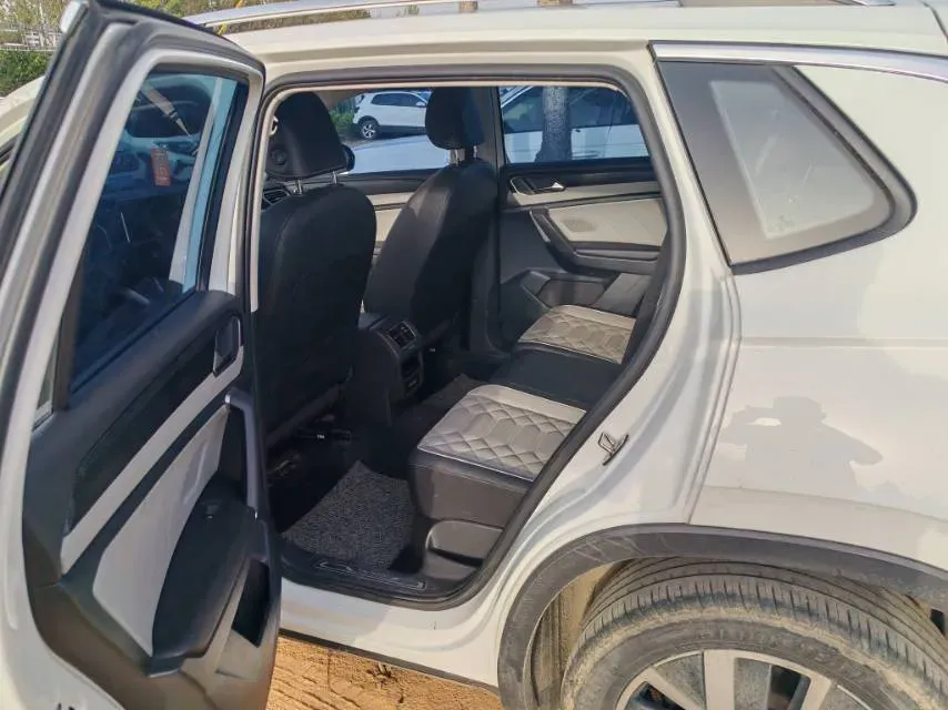 2023 Volkswagen Tayron 2.0T 186HP L4 7DCT,autocango,china used car exporter,china ev exporter,chinese used car exporter,chinese used ev exporter