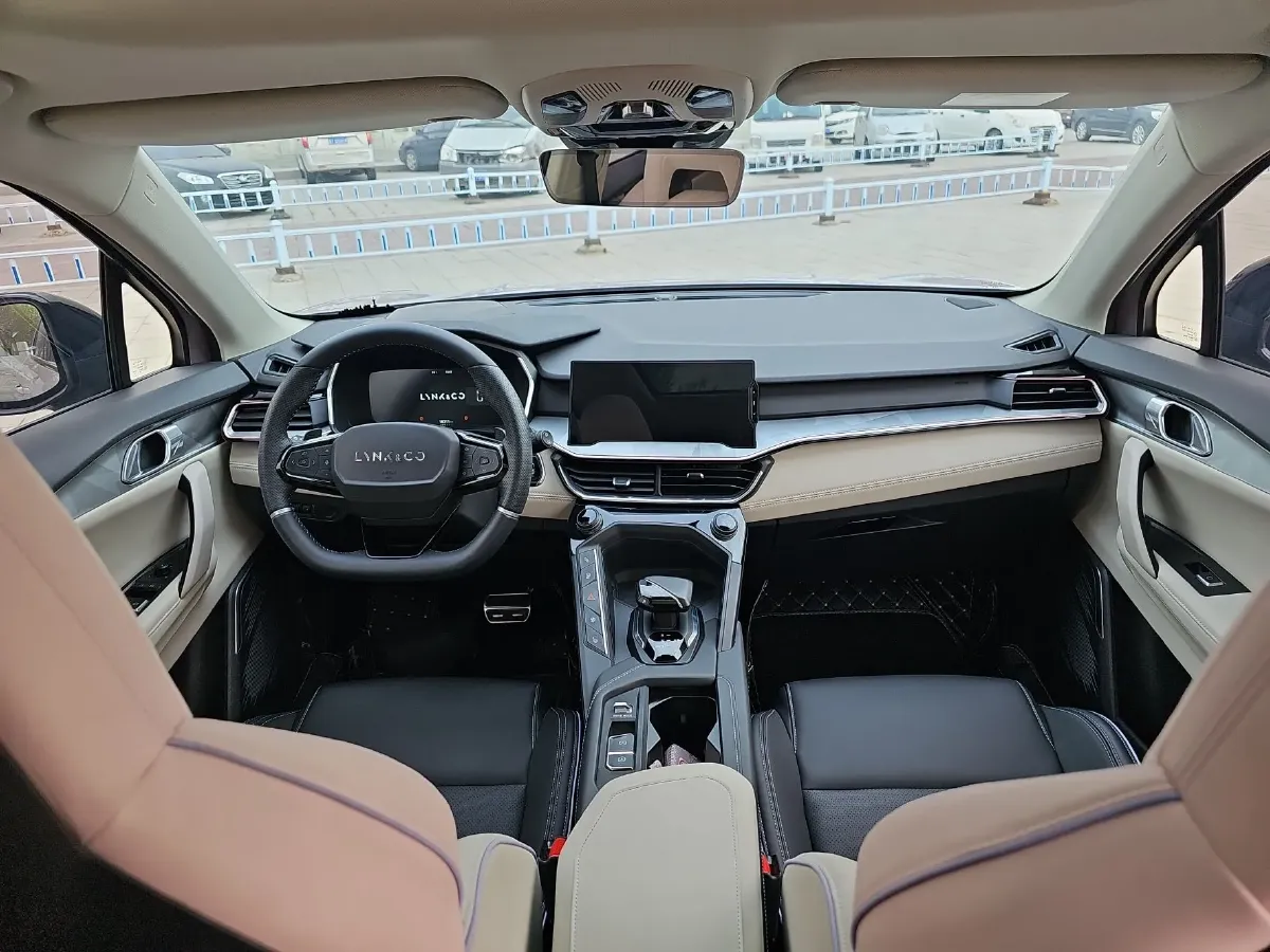 2022 LYNK&CO 02 1.5T 180HP L3 7DCT,autocango,china used car exporter,china ev exporter,chinese used car exporter,chinese used ev exporter