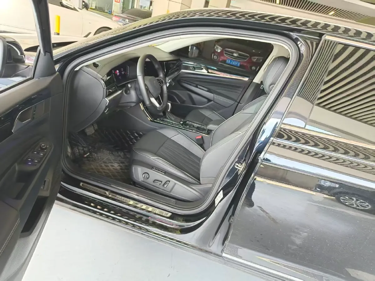 2022 Xpeng P7 BEV 60.2KWH,autocango,china used car exporter,china ev exporter,chinese used car exporter,chinese used ev exporter